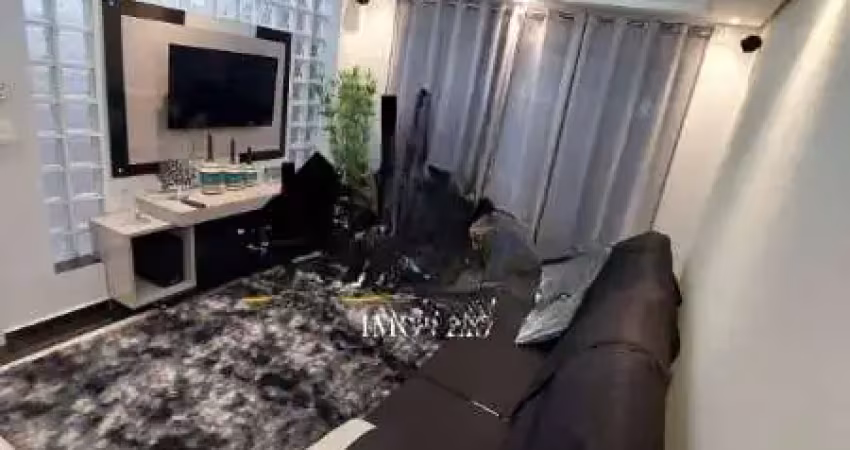 LINDO SOBRADO SENDO 2 DORMITORIOS, SENDO 2 SUITES
