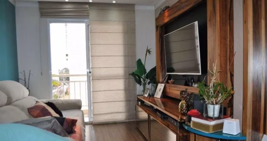 Apartamento à Venda na Vila das Mercês-SP