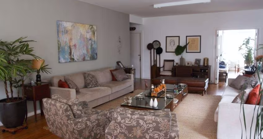 Apartamento, com 3 dorms, 1 suite e 2 vagas em Higienópolis.