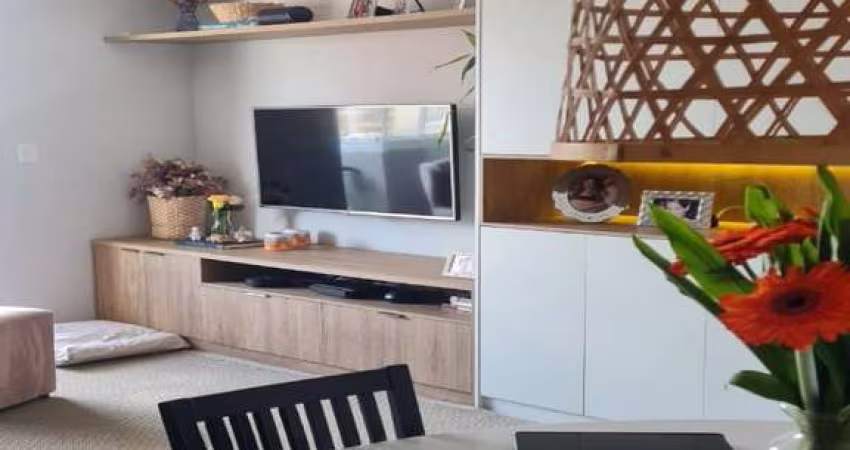 Apartamento com 2 dorm, sala ampliada e vaga na Vila Carrão