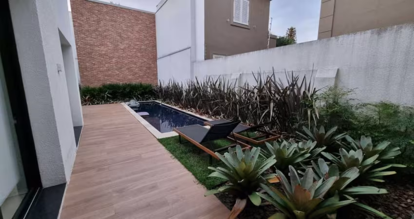 Sobrado à venda  no Jardim Paulista com 415m² 4 dormitórios 4 suítes 4 banheiros 4 vagas