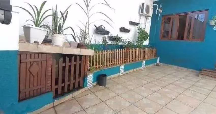 SOBRADO RESIDENCIAL E GALPÃO COMERCIAL EM OSASCO