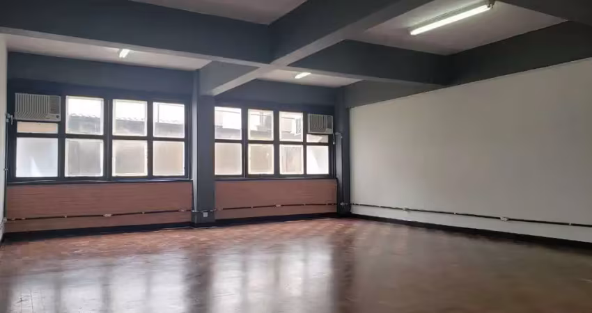 Conjunto comercial à venda na República