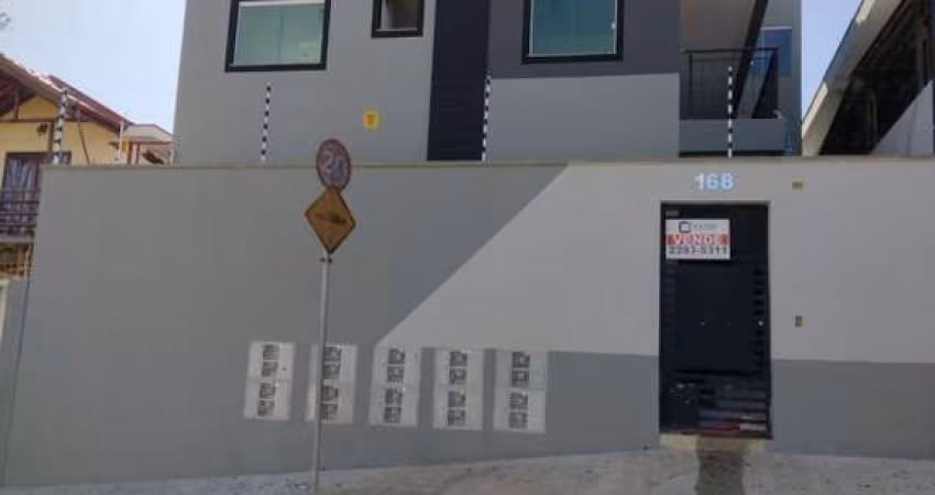 Apartamento com 2 dormitórios próximo ao metro Patriarca