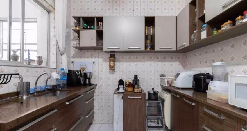 Sobrado com 200m e 3 quartos na Vila Prudente! Aceita Permuta por Apto!