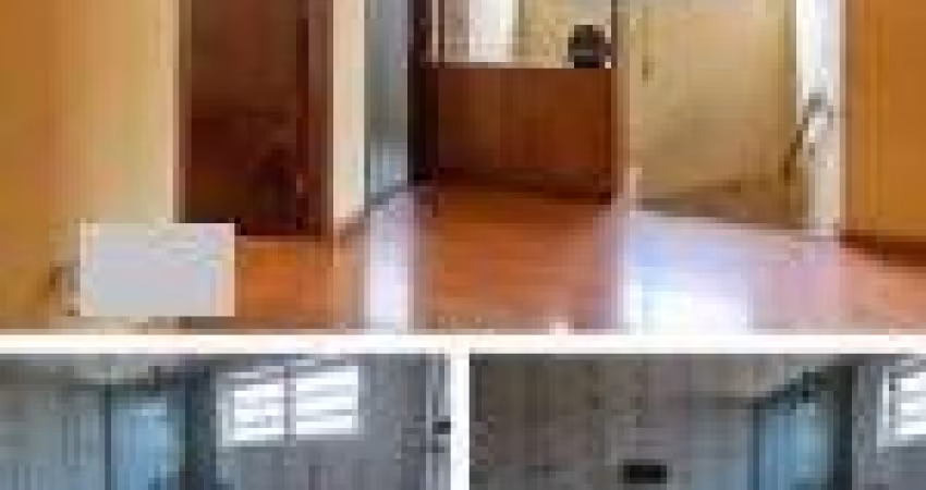 Casa Garagem 3 carros coberto Sobrado principal piso terreo Sala ,lavabo, copa,cozinha Piso superior
