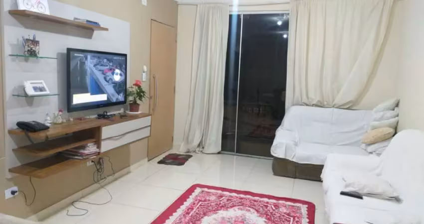 Casa à venda no Centro de Diadema com 480m² 5 dormitórios 2 suítes 5 banheiros 1 vaga