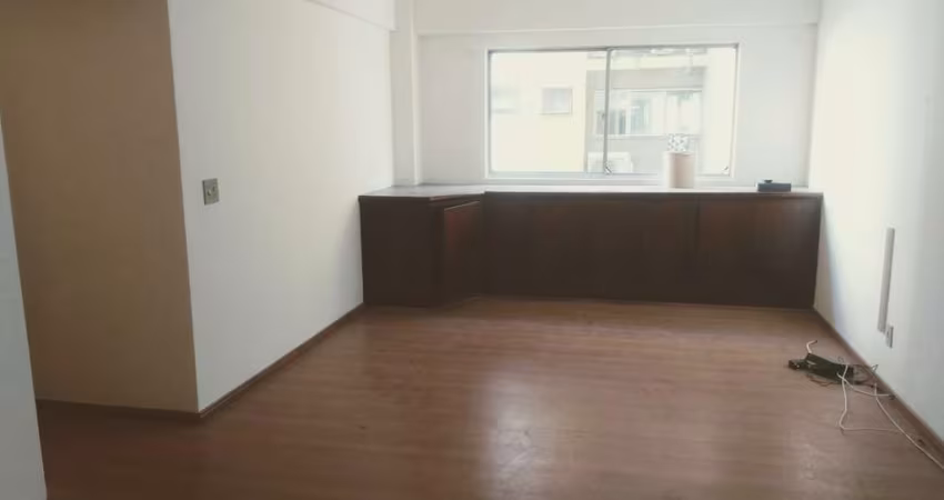 Apartamento em Vila Madalena com 96m² 2 dormitórios 2 suítes 3 banheiros 2 vagas