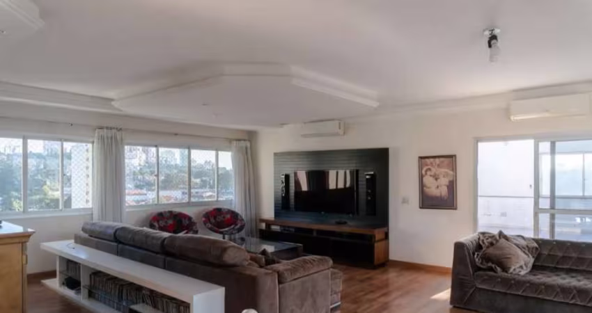 Apartamento no Condomínio Iranel no Alto da Lapa com 370m² 4 dormitórios 2 suítes 4 banheiros 4 vagas