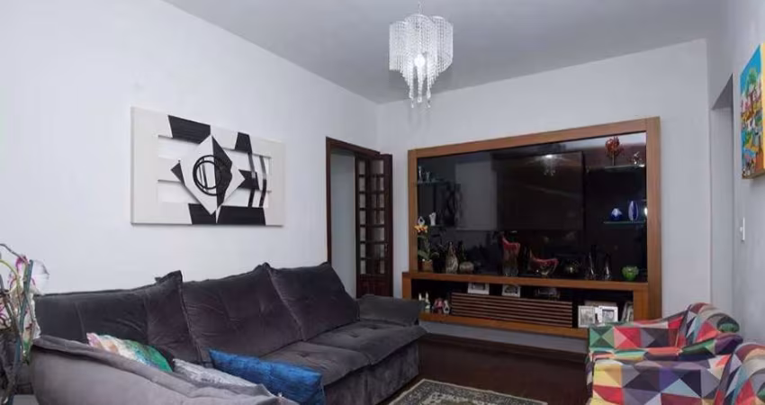 Casa à venda na Lapa com 285m² 7 dormitórios 4 banheiros 3 vagas.