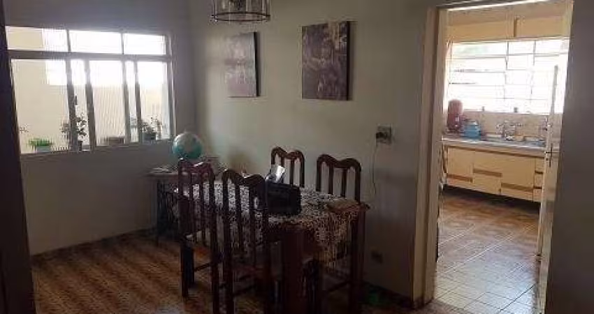 Casa à venda na Vila Guaca com 4 dormitórios 1 suíte 3 banheiros 3 vagas