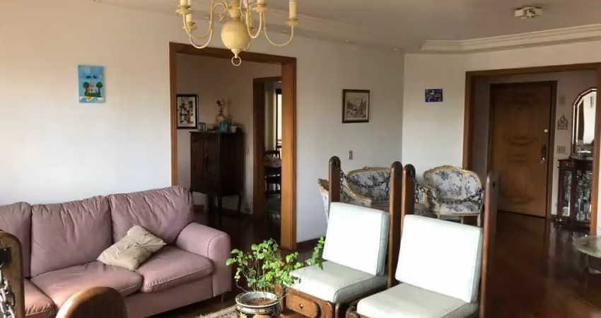 Apartamento no Brooklin, 250m², 4 suítes.