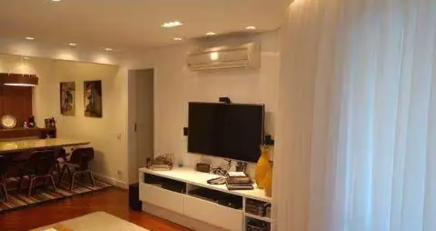 Apartamento com 3 quartos 3 vagas 4 banheiros.