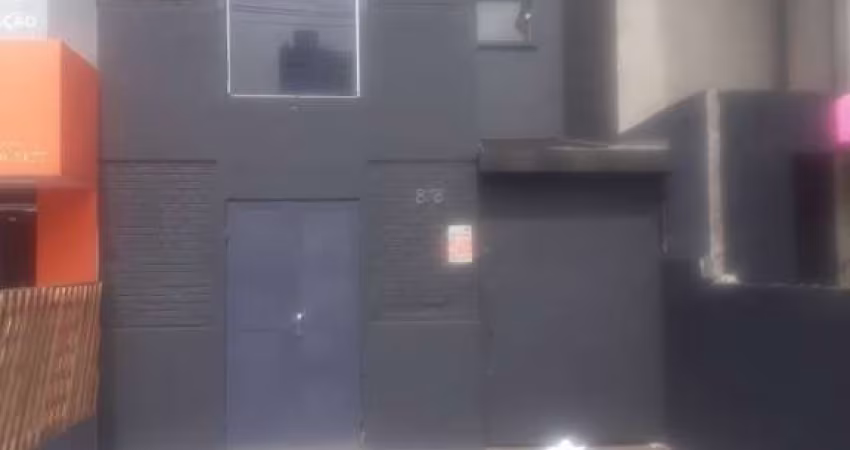 Casa à venda 180m² com 2 vagas na Vila Nova Conceição