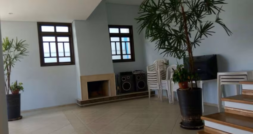 Sobrado à venda  no City América com 300m²  3 dormitórios 2 suítes 5 banheiros 2 vagas