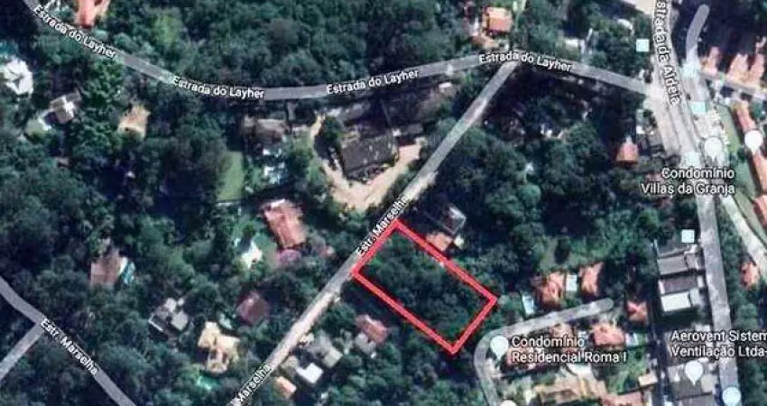 Terreno de 2334m² na à venda na Granja Vianna - Ótima localização
