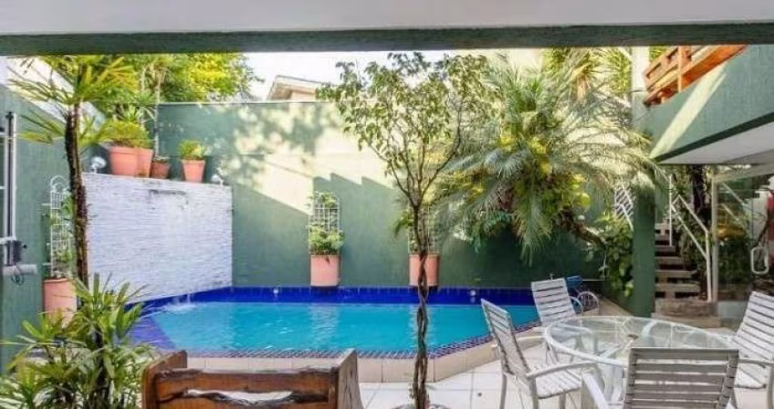Casa para venda na Vila Madalena, 280 m² com 3 quartos e 5 vagas
