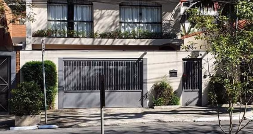 sobrado casa 3 dormitorios suite closet piscina churrasqueira garagem vaga reforma metro