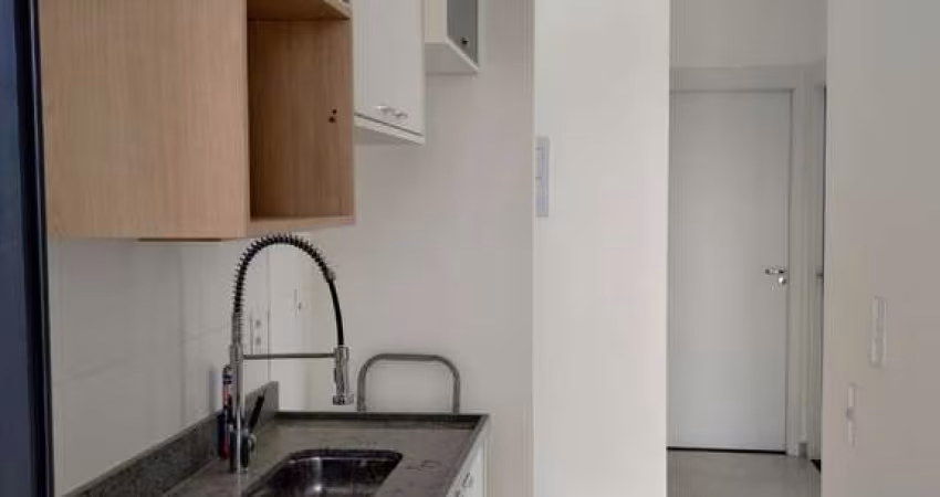 Apartamento mobiliado  à venda na Avenida do Rio Bonito
