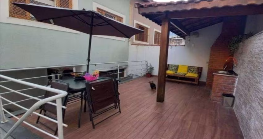 Casa à venda com 100m², 3 quartos e 2 vagas
