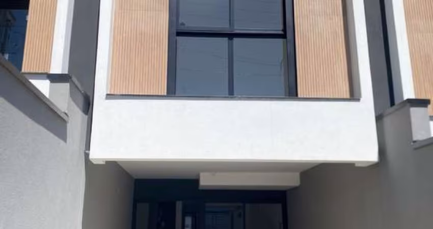 Sobrado à venda em São Paulo-SP, Vila Santa Teresa: 3 quartos, 1 suíte, 3 banheiros, 2 vagas, 105m² de área. Venha conferir!