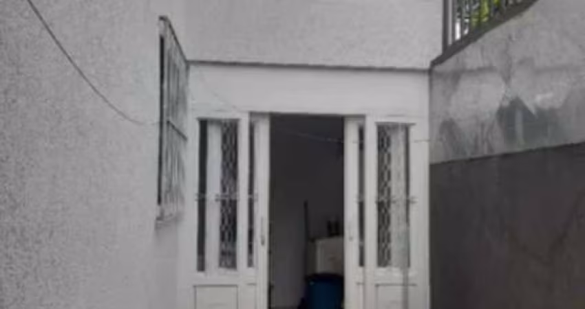 Sobrado à venda no Jardim Catanduva com 152m² 2 dormitórios 3 banheiros 2 vagas