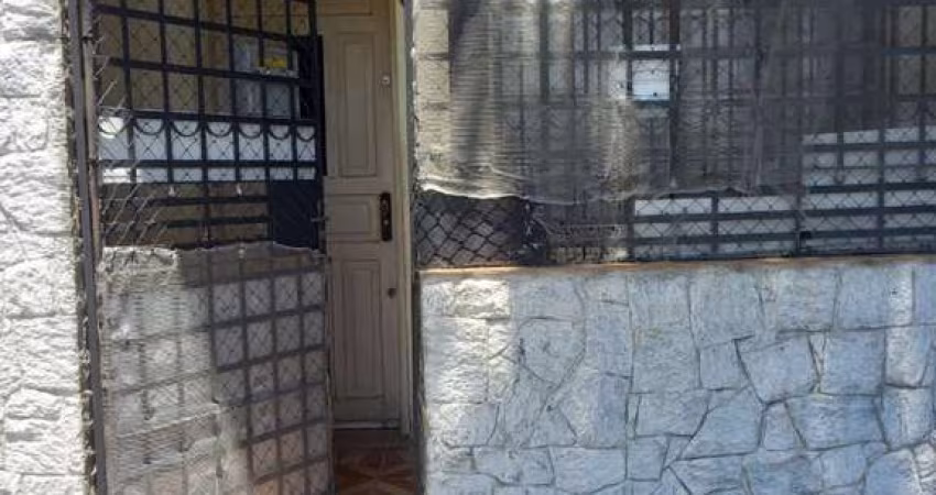 Casa a venda na Vila Ipojuca 103m² 2 dormitórios 1 banheiro sem vaga