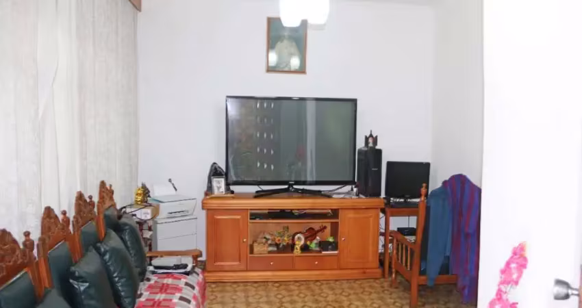 Casa à Venda no Bairro Veleiros - SP