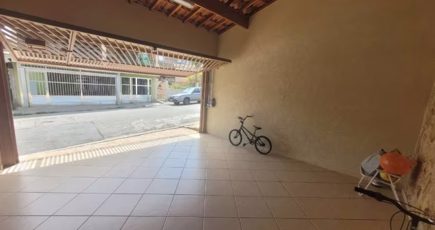 Casa de tres dormitorios na Freguesia do Ó