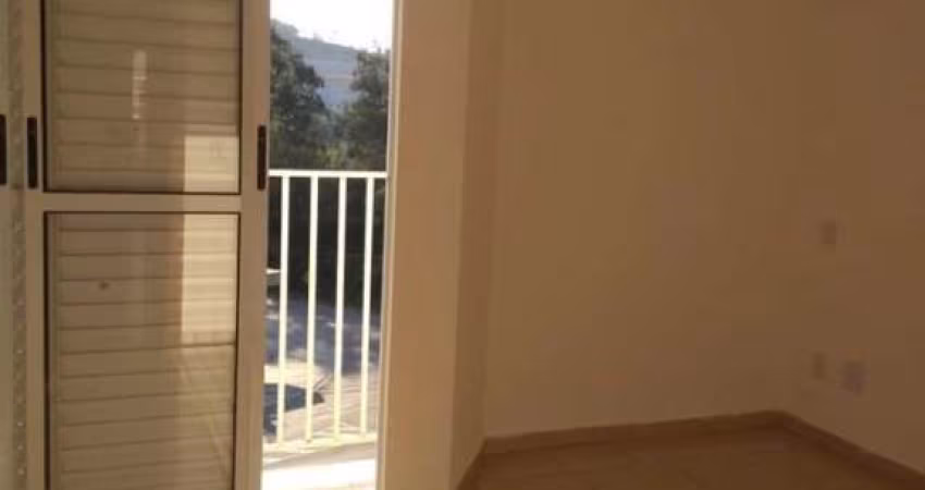 Sobrado à venda em Uganda, Cotia