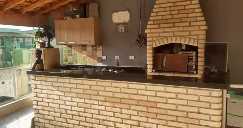 Sobrado em Bairros dos Casa, 184m², 2 dormitórios.