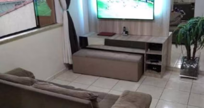 Sobrado em  Santo André, 112m², 2 dormitórios e 4 vagas