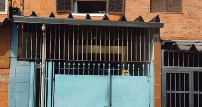 Casa à venda no Jardim São Jorge com 180m² 3 dormitórios 2 banheiros 2 vagas