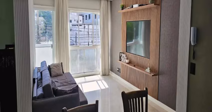 Apartamento Reformado em Santo Antônio