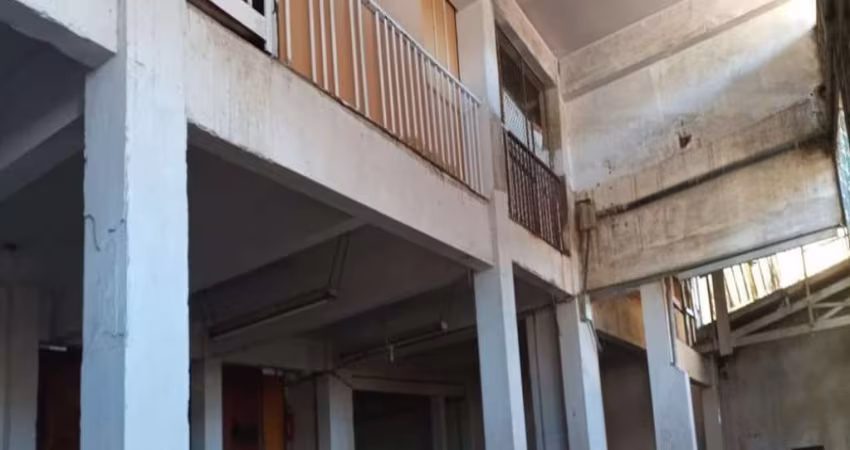 PRÉDIO COMERCIAL  COM 4 ANDARES NO IMIRIM