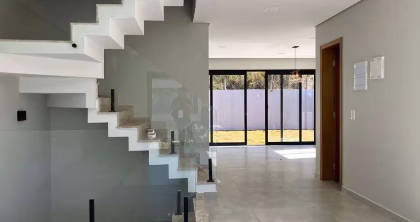 Casa a venda na Granja Viana