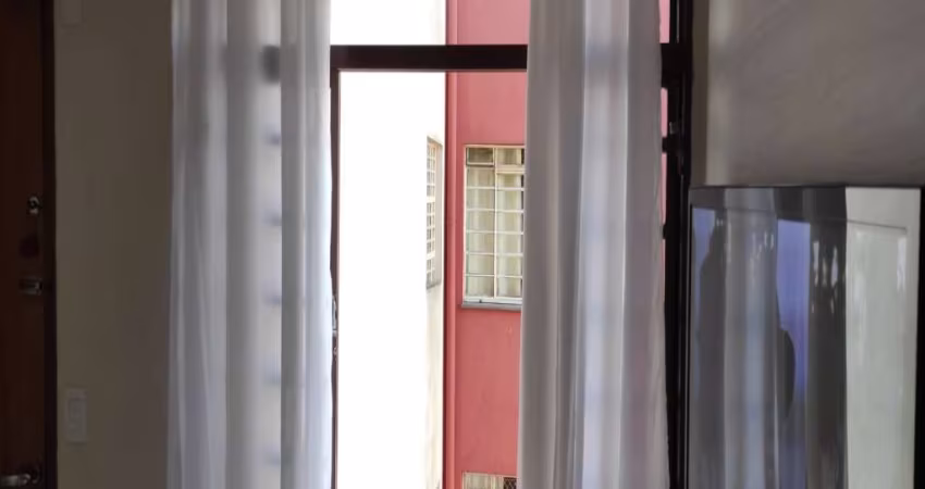 Apartamento a venda 44m² sendo 02 dormitórios, 01 banheiro e 1 vaga Vila Nova Parada