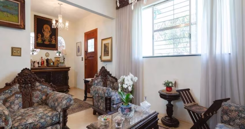 Casa para Venda no Paraiso prox. ao parque da Aclimação com 220 m , 2 vagas e edicula !