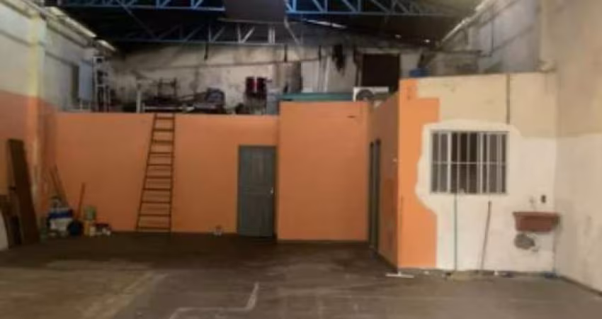 Casa à venda no Jabaquara com 313m² 5 dormitórios 5 banheiros 4 vagas