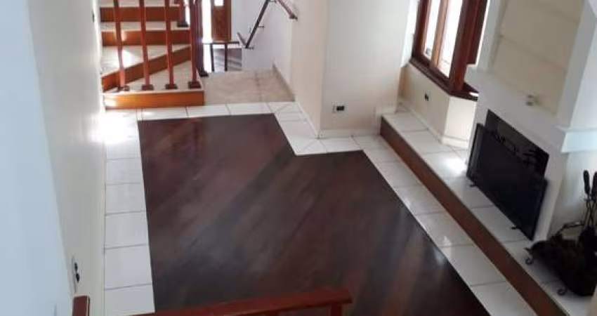 Sobrado à venda no Lar São Paulo com 165m² 3 dormitórios 3 suítes 5 banheiros 3 vagas