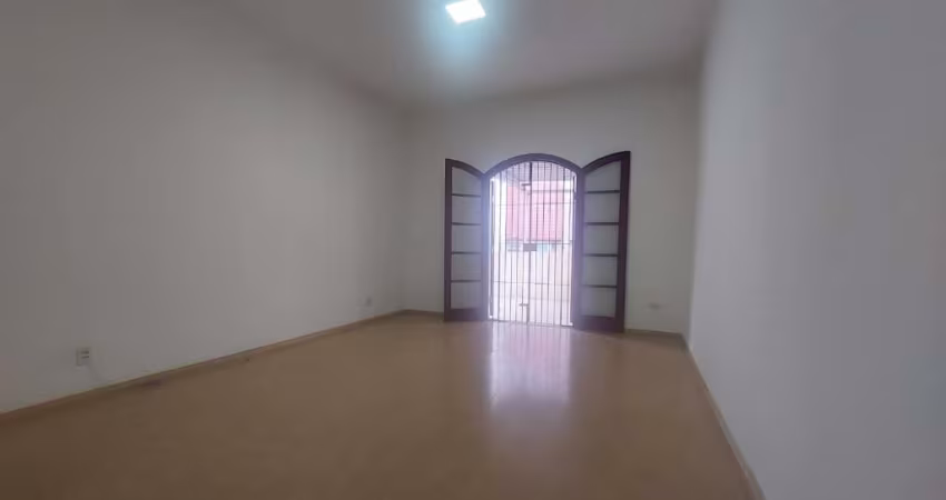 Sobrado a venda de 109m² , 2 quartos, 2 banheiros, 2 vagas mais dependencias em Moema
