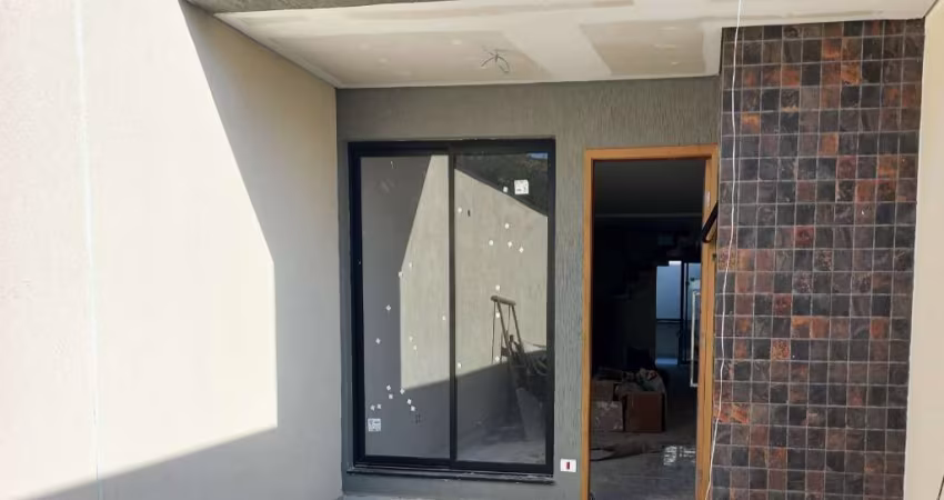 Sobrado à venda na Vila Gea com 150m² 3 dormitórios 3 suítes  3 banheiros 2 vagas