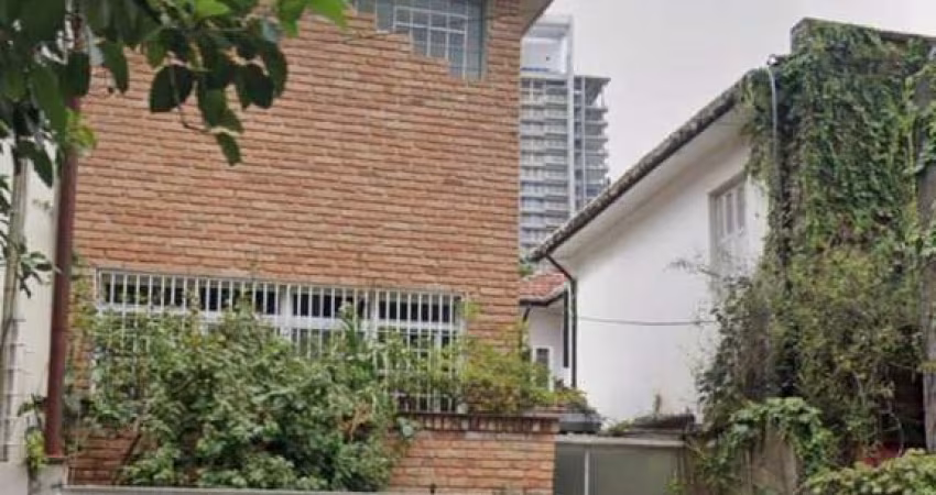 Jardim Paulistano - Casa 440m² , jardim , piscina !