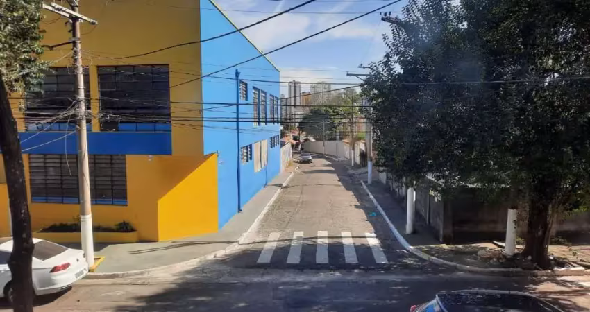 Sobrado de 240 m², 5 quartos, 4 suítes, no bosque da saúde