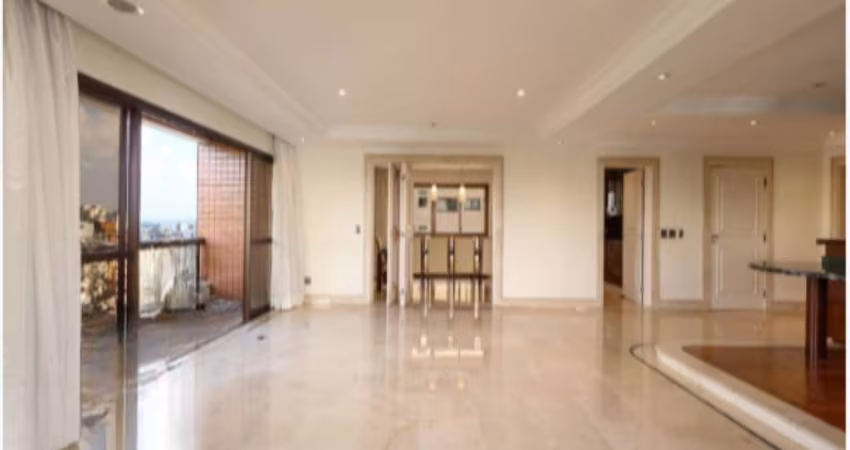 Luxuoso Apartamento à Venda no Morumbi