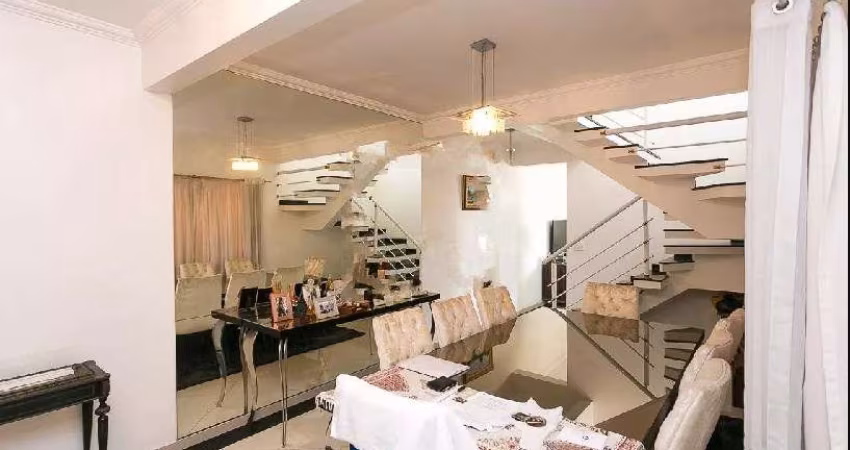 Casa à venda na Vila Sonia - com 170m², 3 quartos e 4 vagas