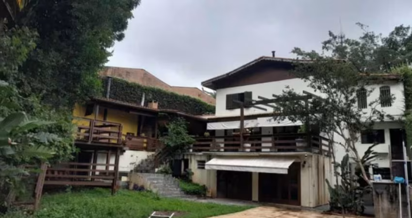 Casa à venda no Rolinópolis com 450m² 5 dormitórios 5 banheiros 3 vagas