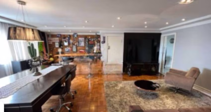 Excelente apartamento à venda em  Santo Amaro, com 155,00m² de área privativa e vista livre.