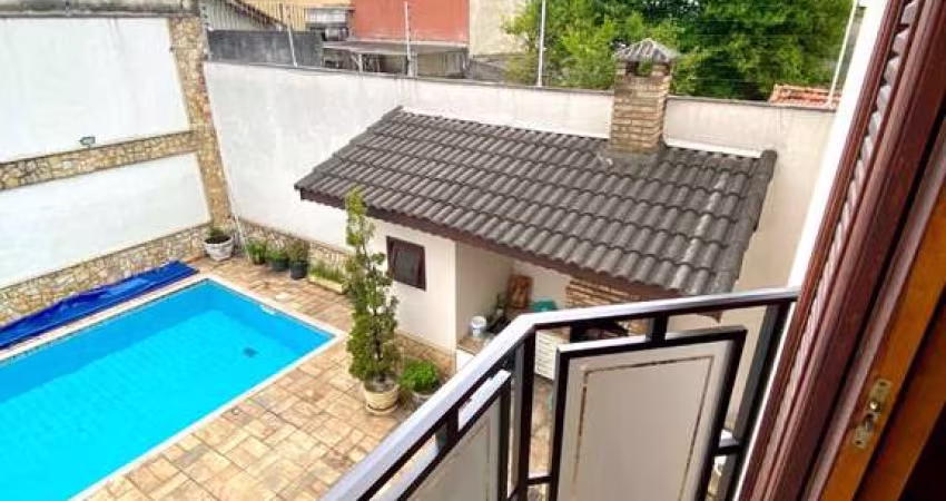 Sobrado Alto padrão 380m² - 4 suites, piscina , 6 vagas
