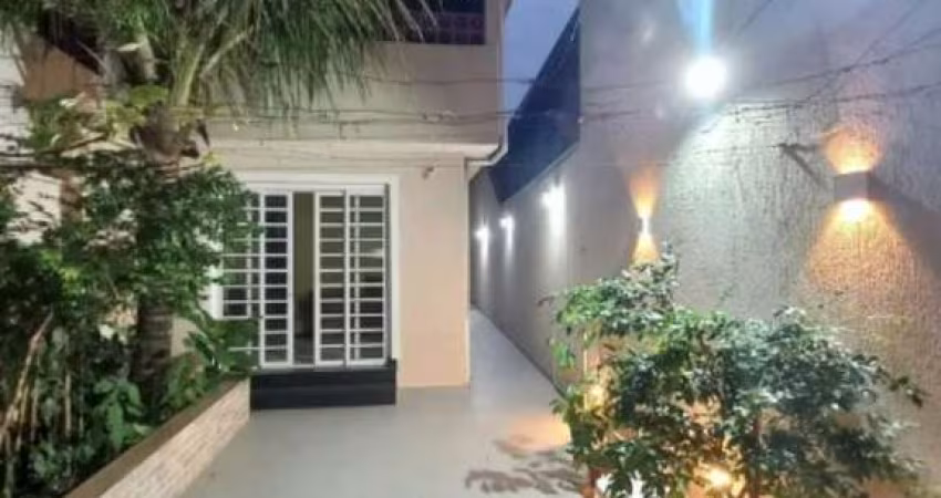 Sobrado com Edícula à venda na Vila Granada com 292m²